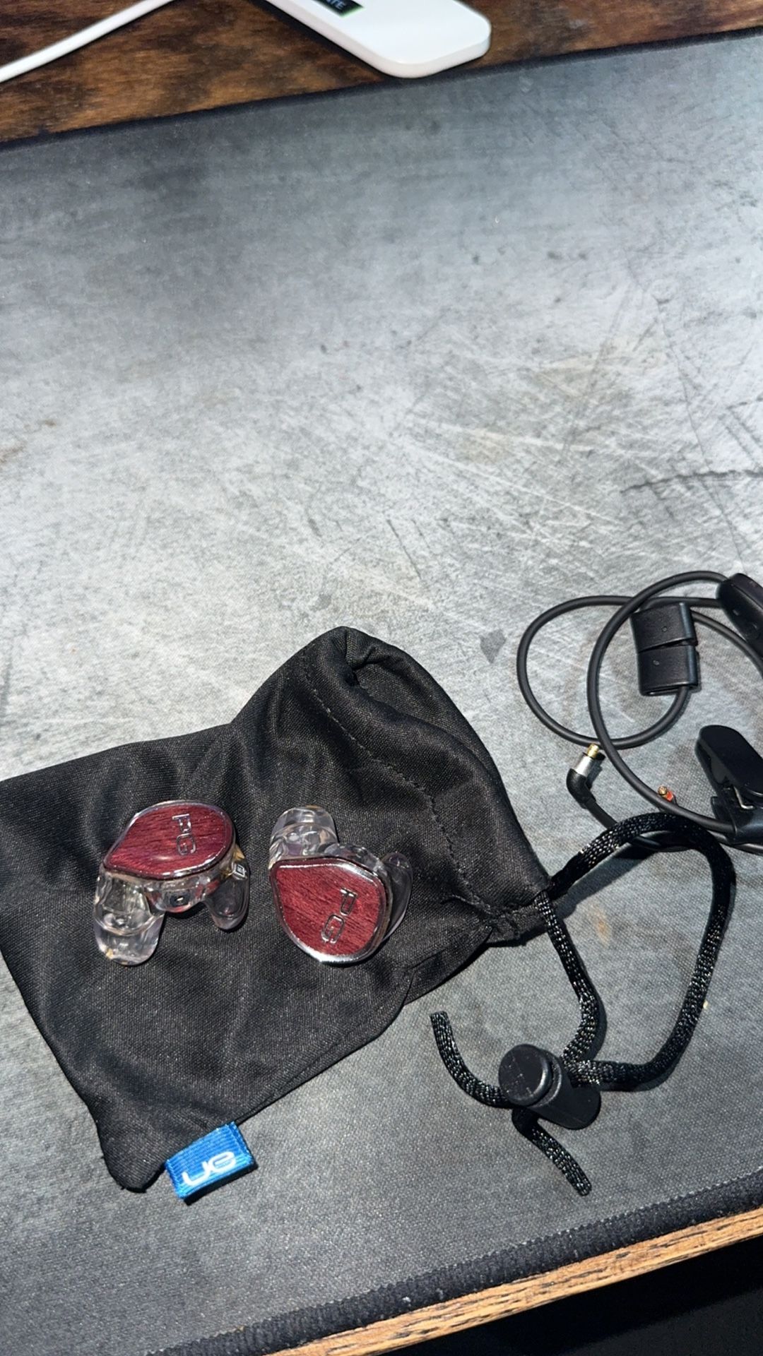 Ue 11 Pros Customized