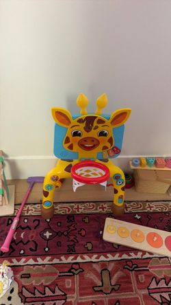 VTech Giraffe Basketball Hoop Toddler Toy