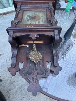 Early 1900s German Black Forest Jugendstil (Art Nouveau) Wall Regulator Clock