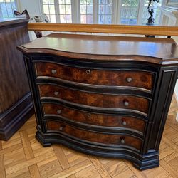 Filing cabinet/end table