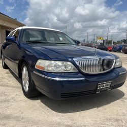 2008 Lincoln Town Car