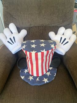Micky Mouse 4 of July Top hat & gloves from Disneyland resort