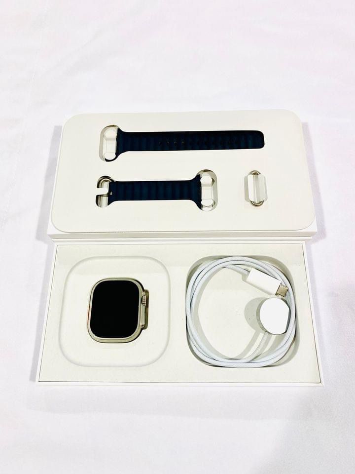 Apple Watch Ultra 1 GPS + Cellular 49mm With Ocean Band