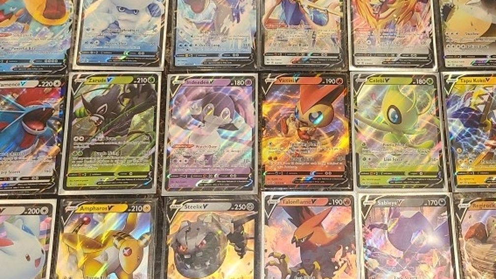 Pokemon Cards Ultra Rare Lot Of 18