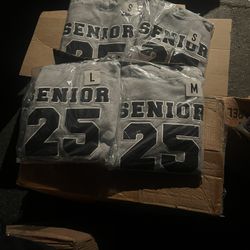 2025 Senior Sweatshirts  S,M,L,XL 