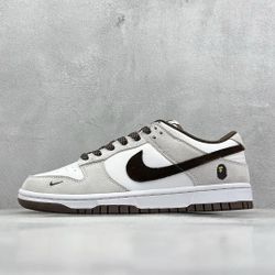 SB Dunk Low x BAPE