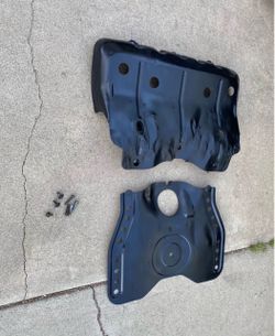 OEM stock Toyota skid plates Tacoma 1st gen & 3rd gen 4Runner & bolts front and rear $150 cash in Upland 91784