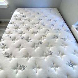 Nice Queen Laura Ashley Pillowtop Mattress, Boxspring and Metal Bed Frame