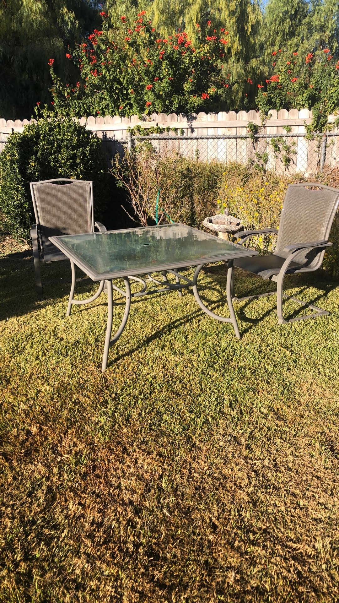 Aluminum 3pc Patio Set - Glass Top