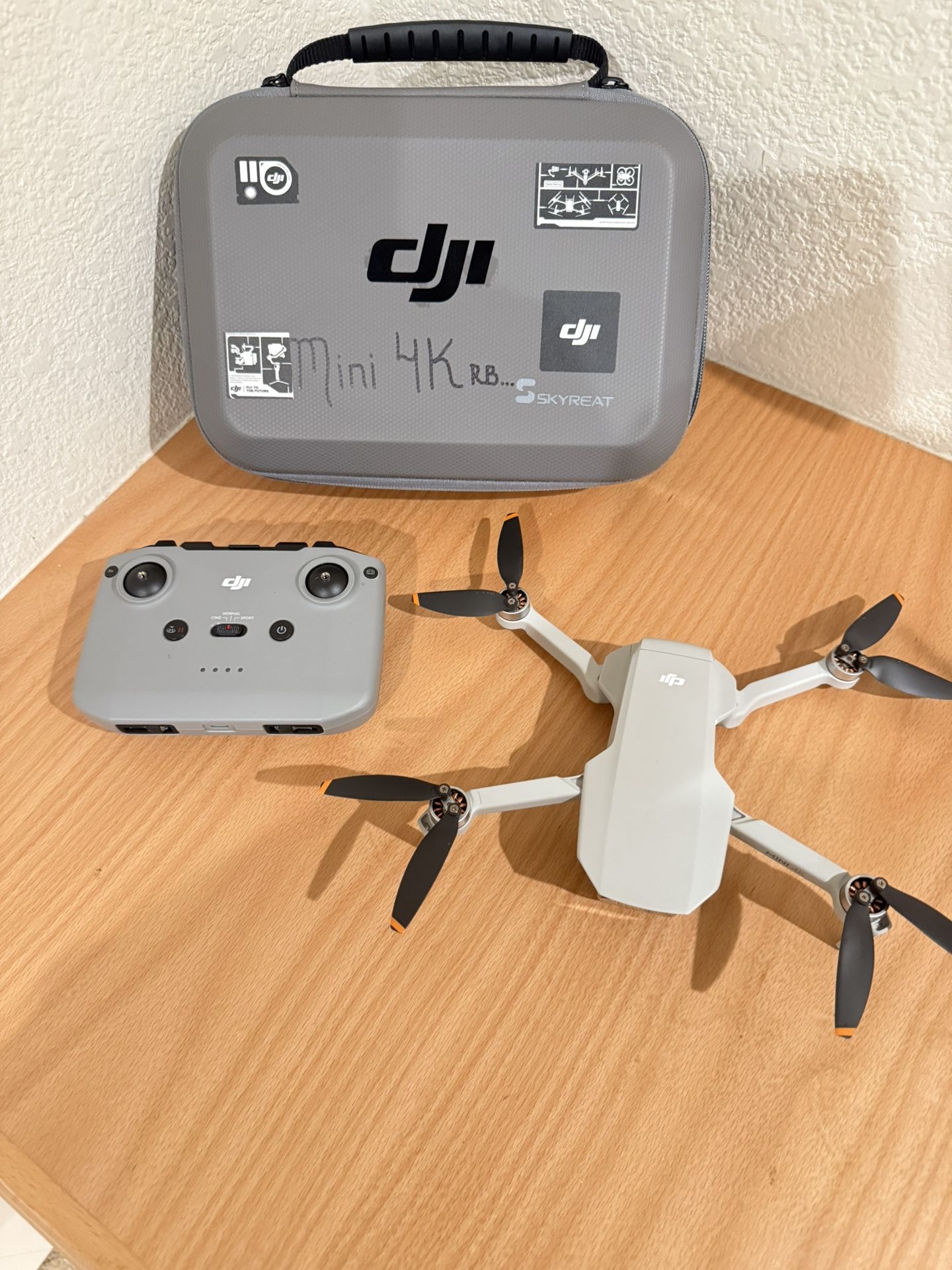 BRAND NEW DJI 4K MINI DRONE READY TO FLY UNDER 249 Grams FAA APPROVED ALL DJI DRONES CAN’T FIND IS U.S!!
