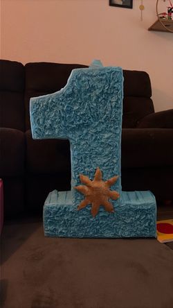 Pinata/ decor