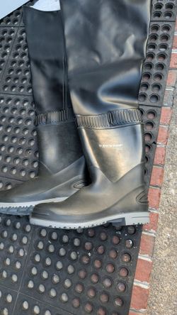 "New" Dunlop men fishing etc boots size 9
