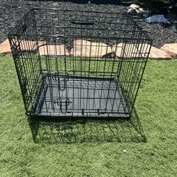 DOG CAGE GOOD CONDITION 