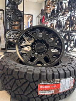 Method 322 wheels with Nitto ridge grappler 265/70/17 Tacoma 4runner Silverado gmc sierr