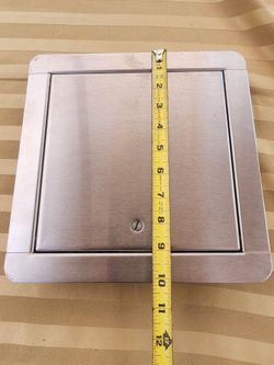 Stainless steel door please see all pictures for measurements