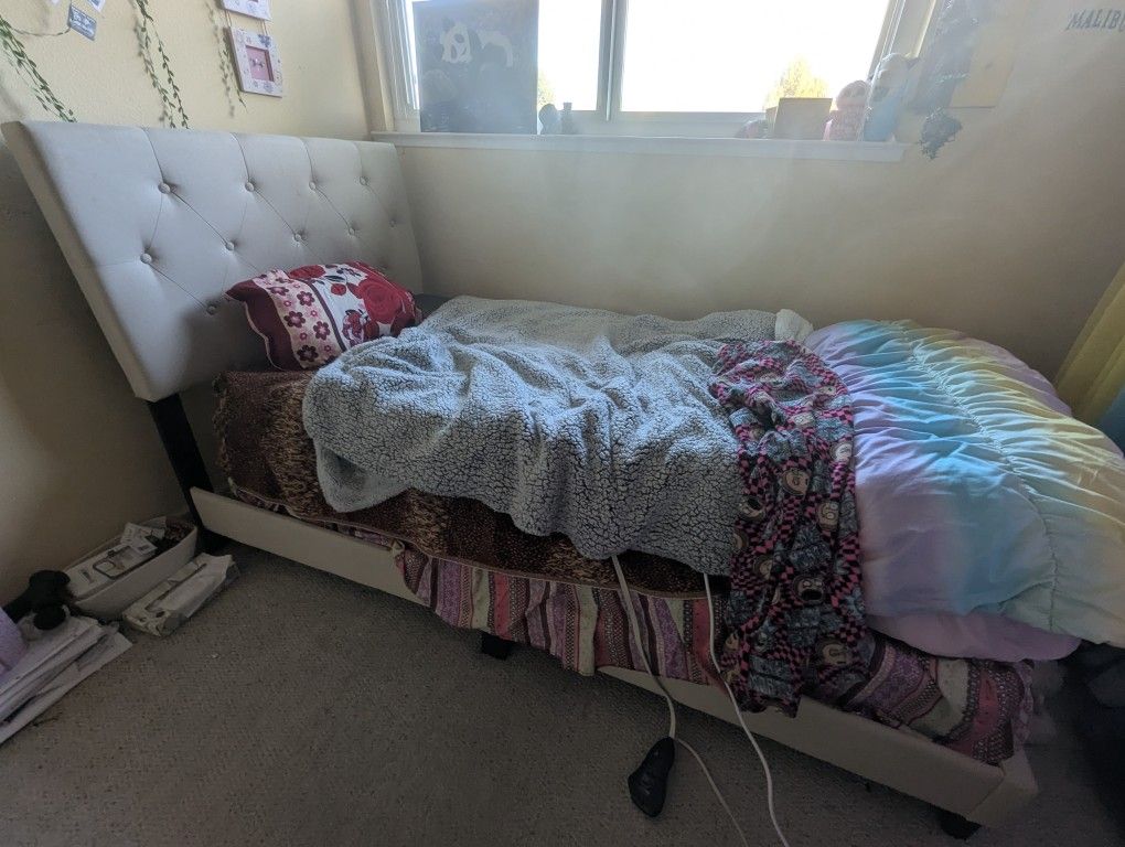 Twin xl Bed And Mattress