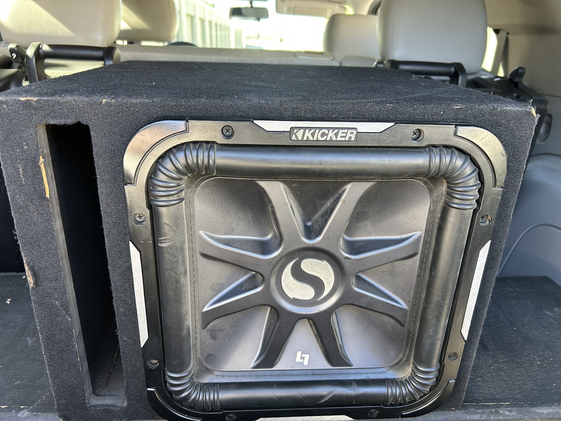 12” Kicker L7