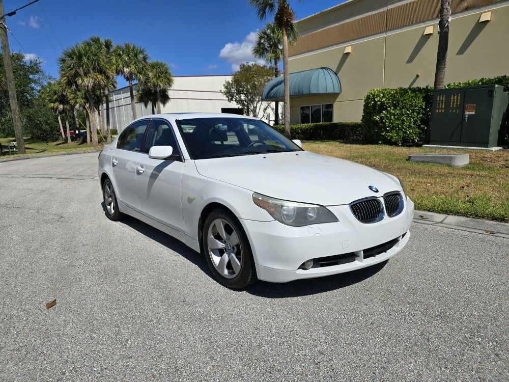 2007 BMW 525i