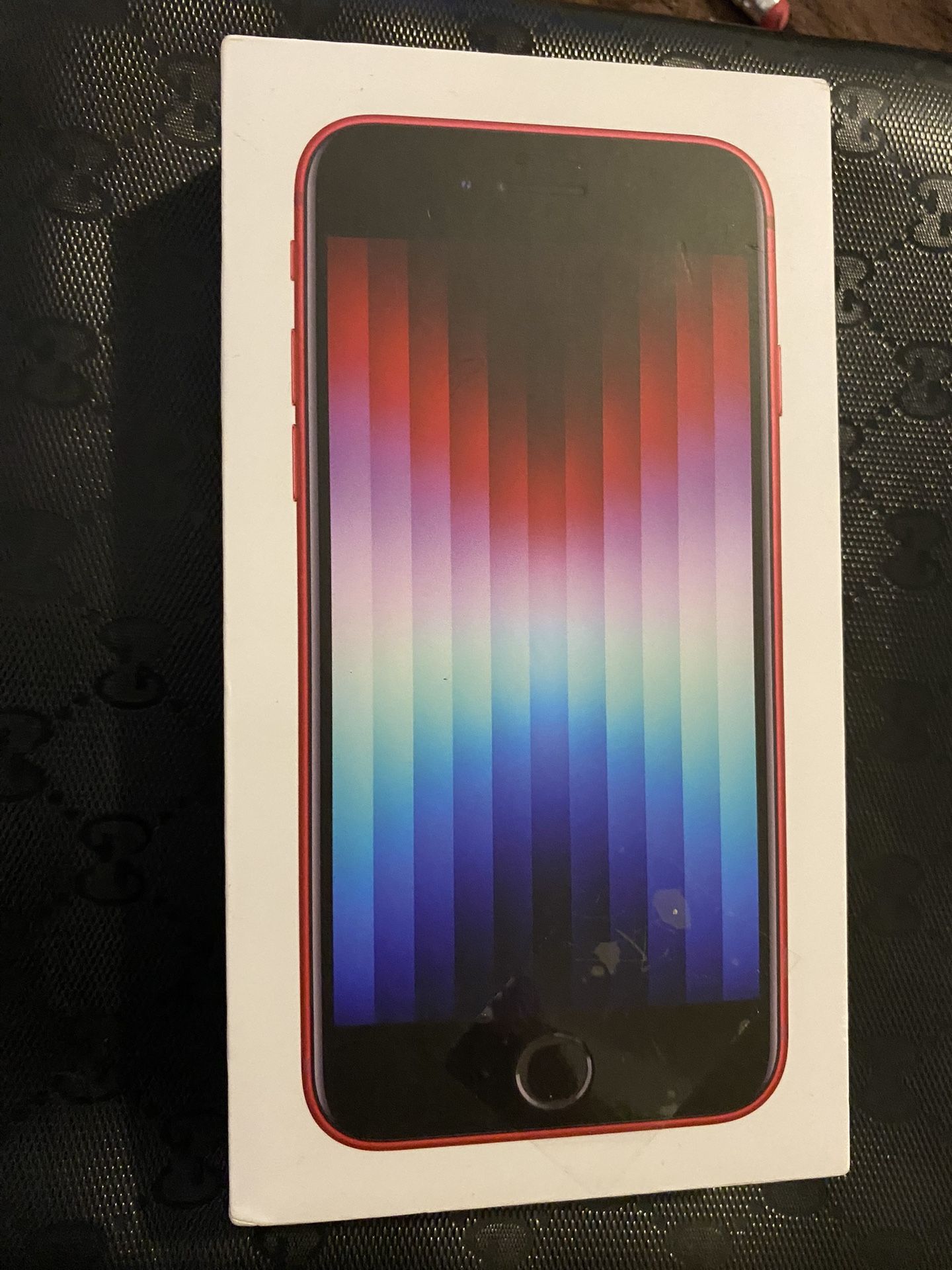 iPhone SE (3rd generation), Unlocked