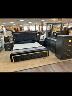 New queen bedroom set