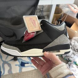 Jordan 3 Levi’s (Black) size 11