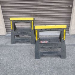 2 Stanley Adjustable Plastic Folding Sawhorses 31 Inches 