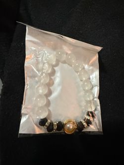 Beaded Bracelet with Pearl and Crystal Accents