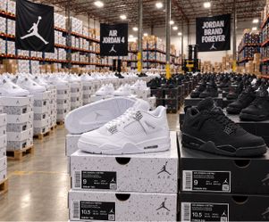 Jordan 4 AJ4 Black Cat & Pure Money - Men’s Shoes