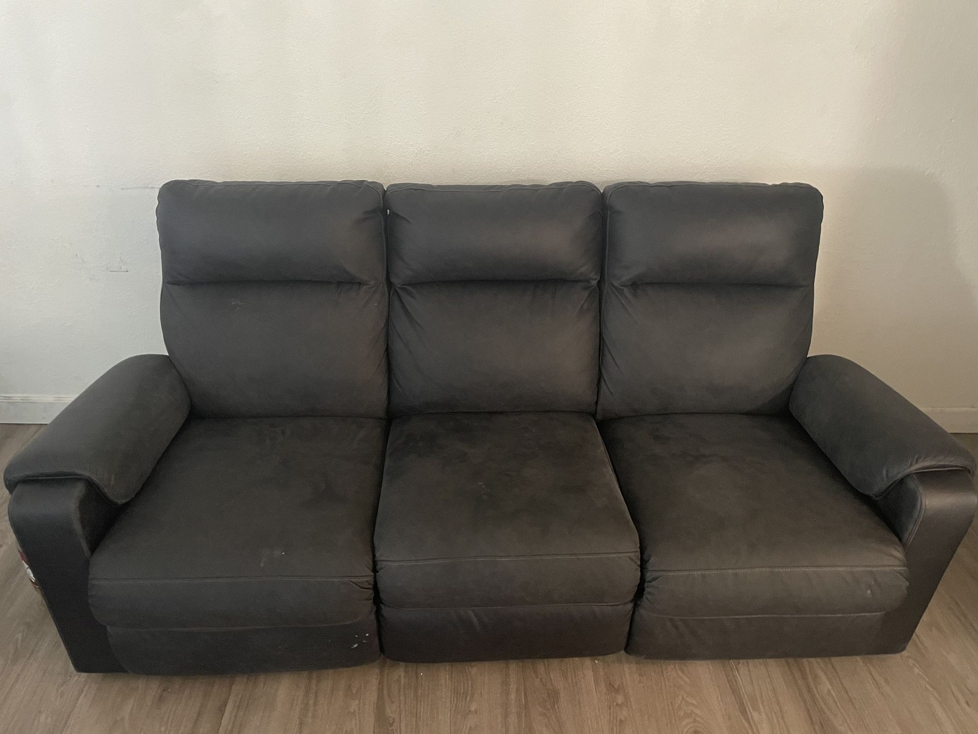 Black Leather Lift-up Couch