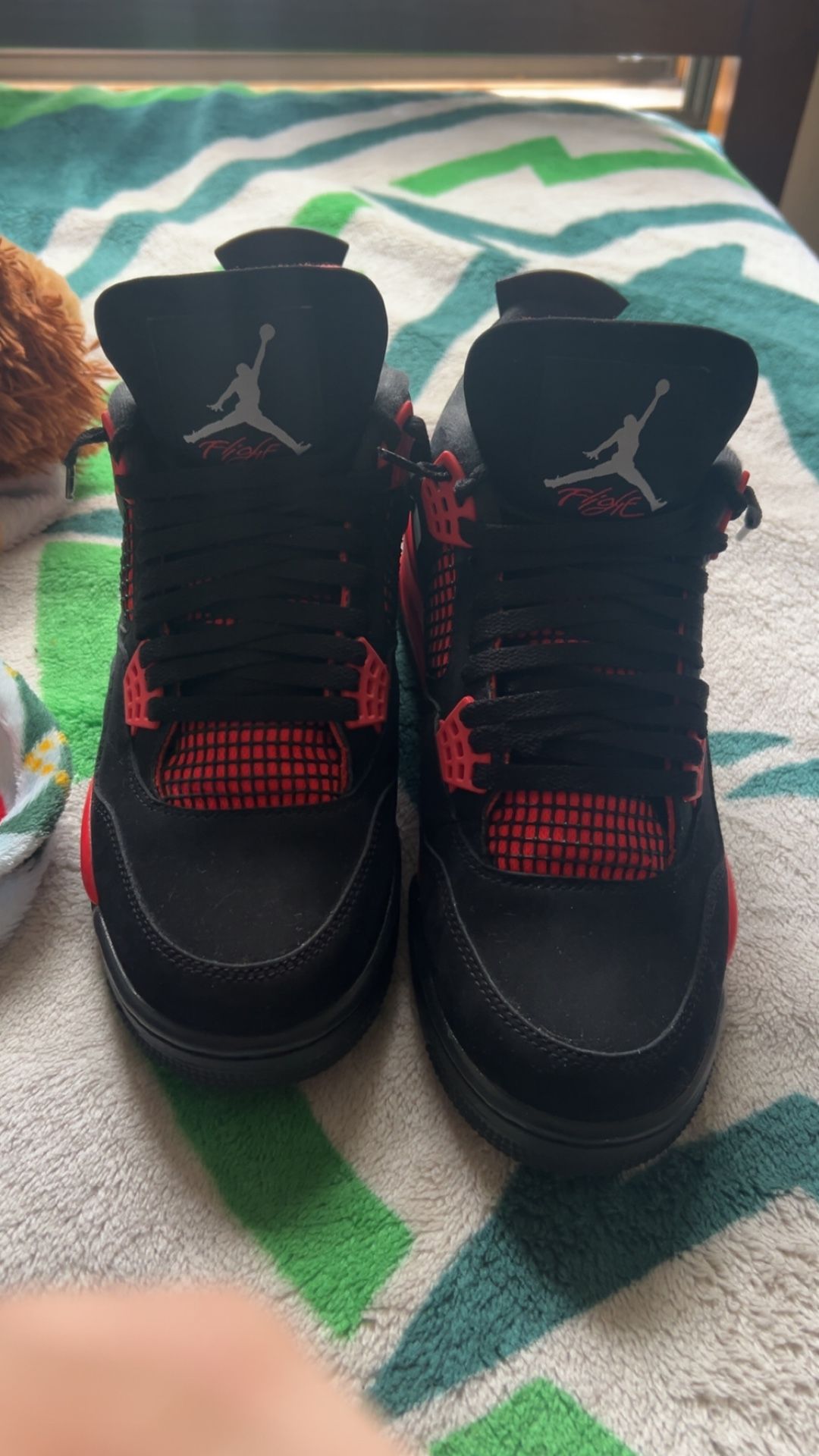 Jordan 4 Red Thunder