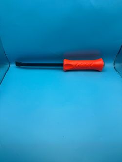 Snap On 12” striking prybar with orange Instinct handle.Model spbs12a