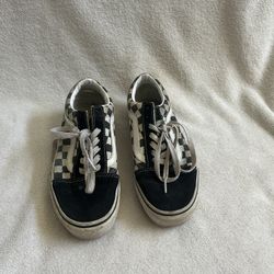 Women’s Black & White Checkered Platform Vans