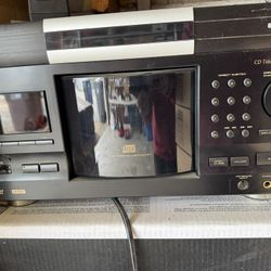 PIONEER 300 DISC CHANGER