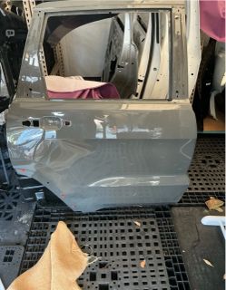 OEM 2011–2022 Jeep Grand Cherokee Rear Passenger Side (Rear Right