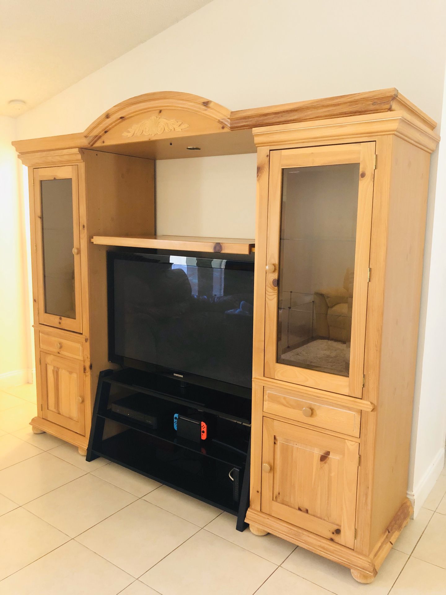 4 Piece entertainment center with TV stand