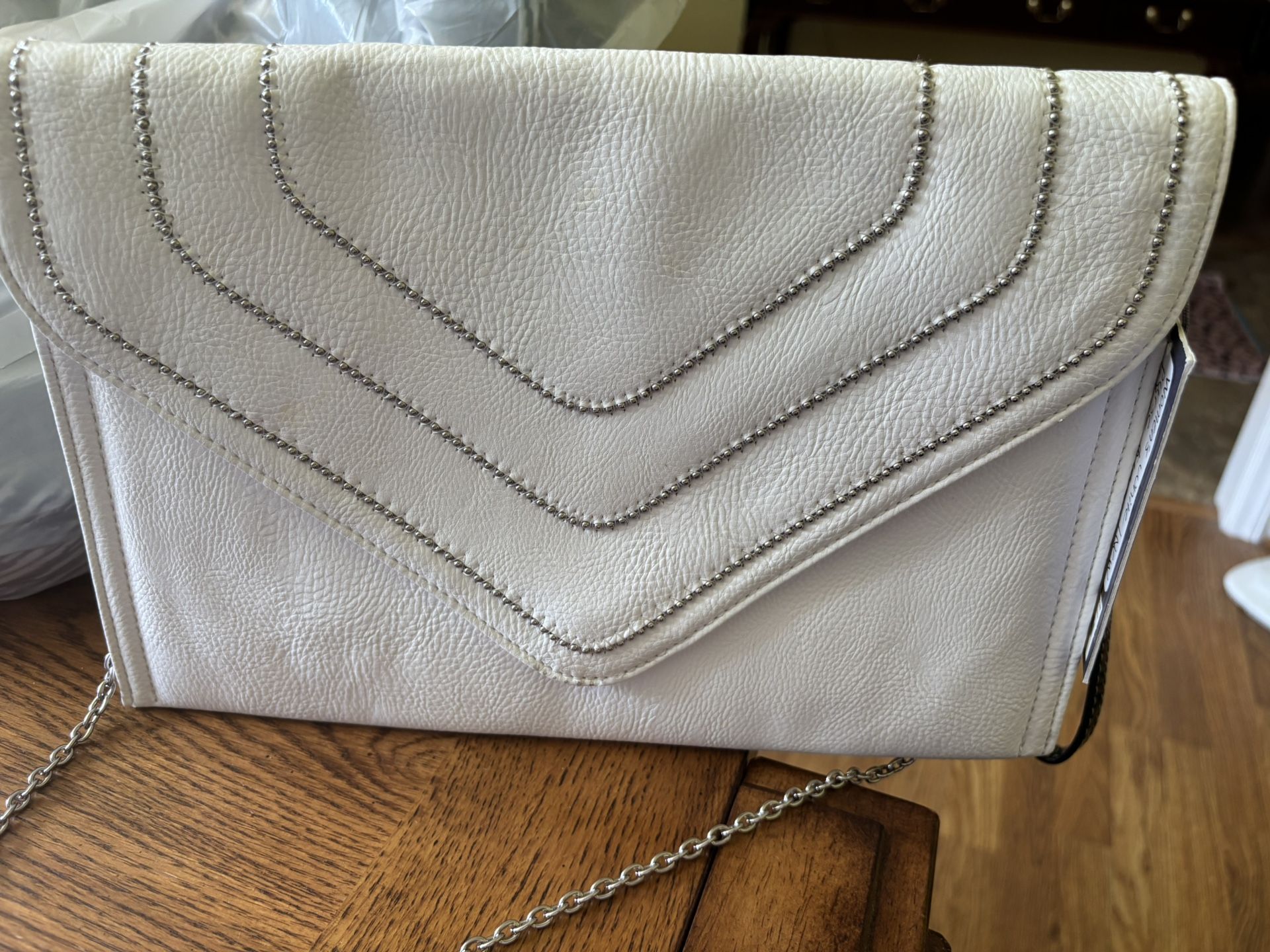 Jennifer Lopez White Handbag
