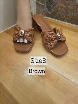 New Women's Low Chunky Heel Raffia Sandals with Square Open Toe