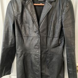 Size 3/4 Women’s Genuine Leather Jacket 