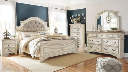 Ashley Bedroom Set5pc Queen 😎🤓🔥🚛☺️