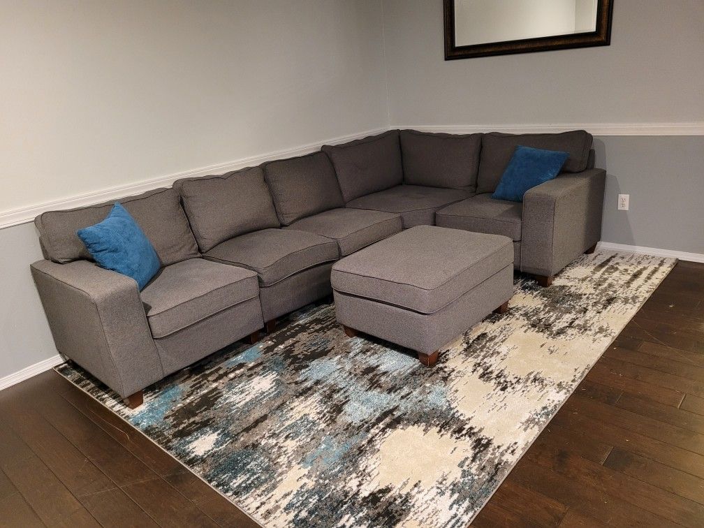 Sectional Couch & Rug