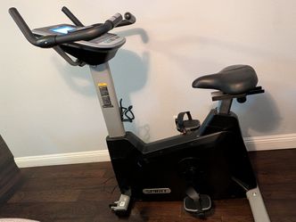 Exercise bike upright style