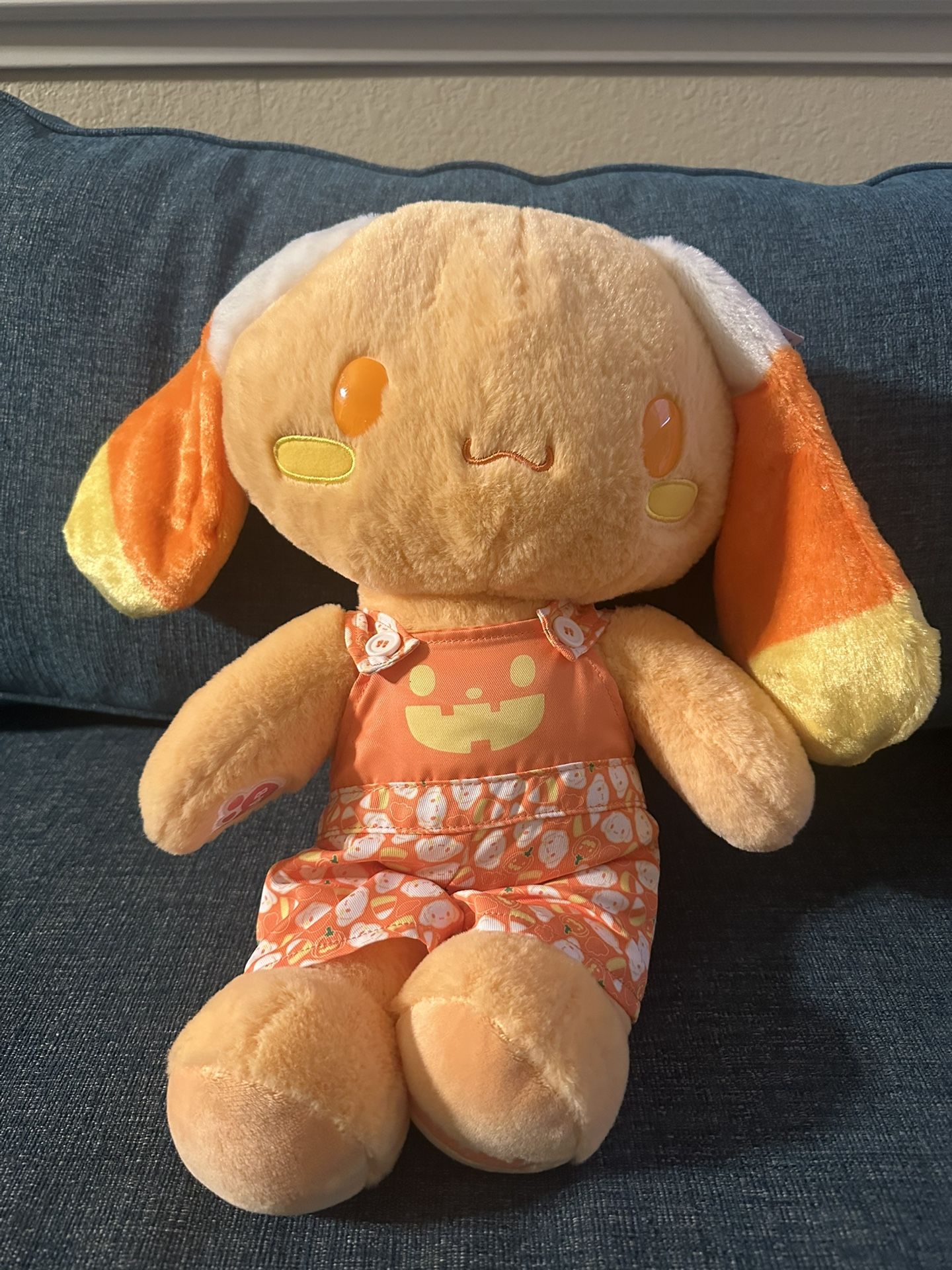 Hello Kitty & Friends Halloween Build-a-bear (Cinnamoroll)