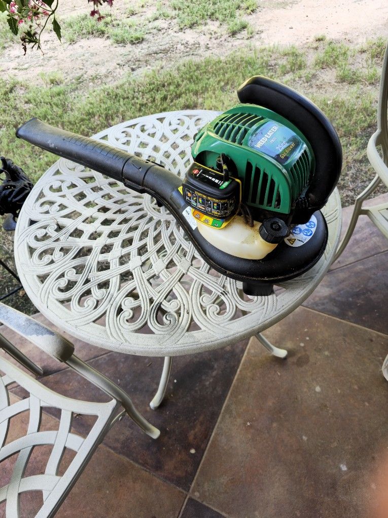 Poulan/Weed Eater FB25 Leaf Blower