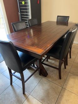 Counter-Height Dining Table with 6 Chairs