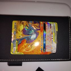 Damaged lot of 3 pokemon cards (good cards)