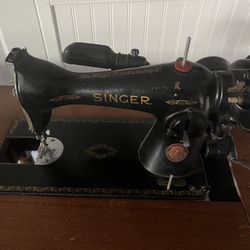  1910 Singer Model 66 Sewing Machine with Original Cabinet – Needs Cord Repair