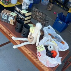 Halloween Decor