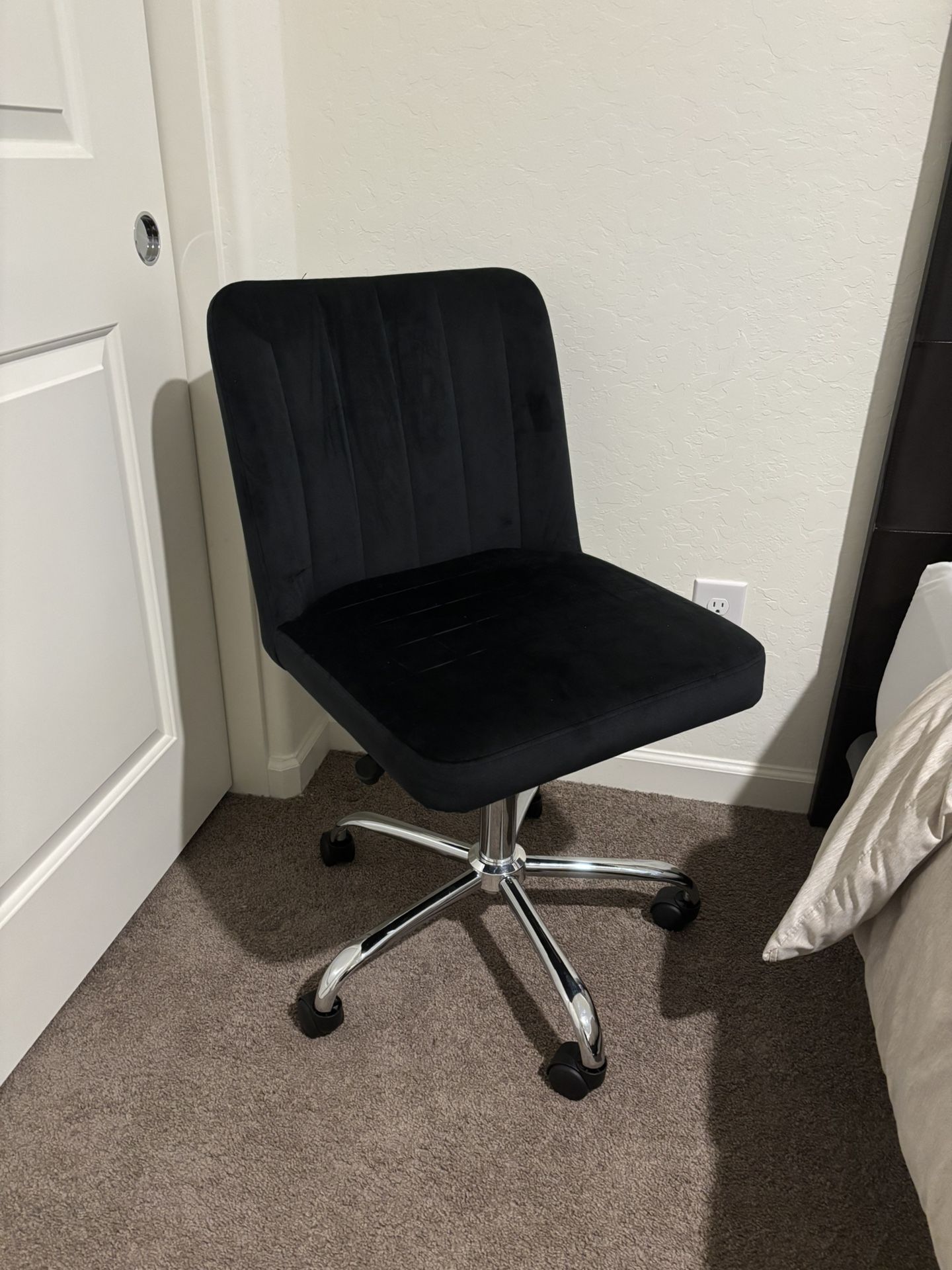 Black Velvet Desk Chair