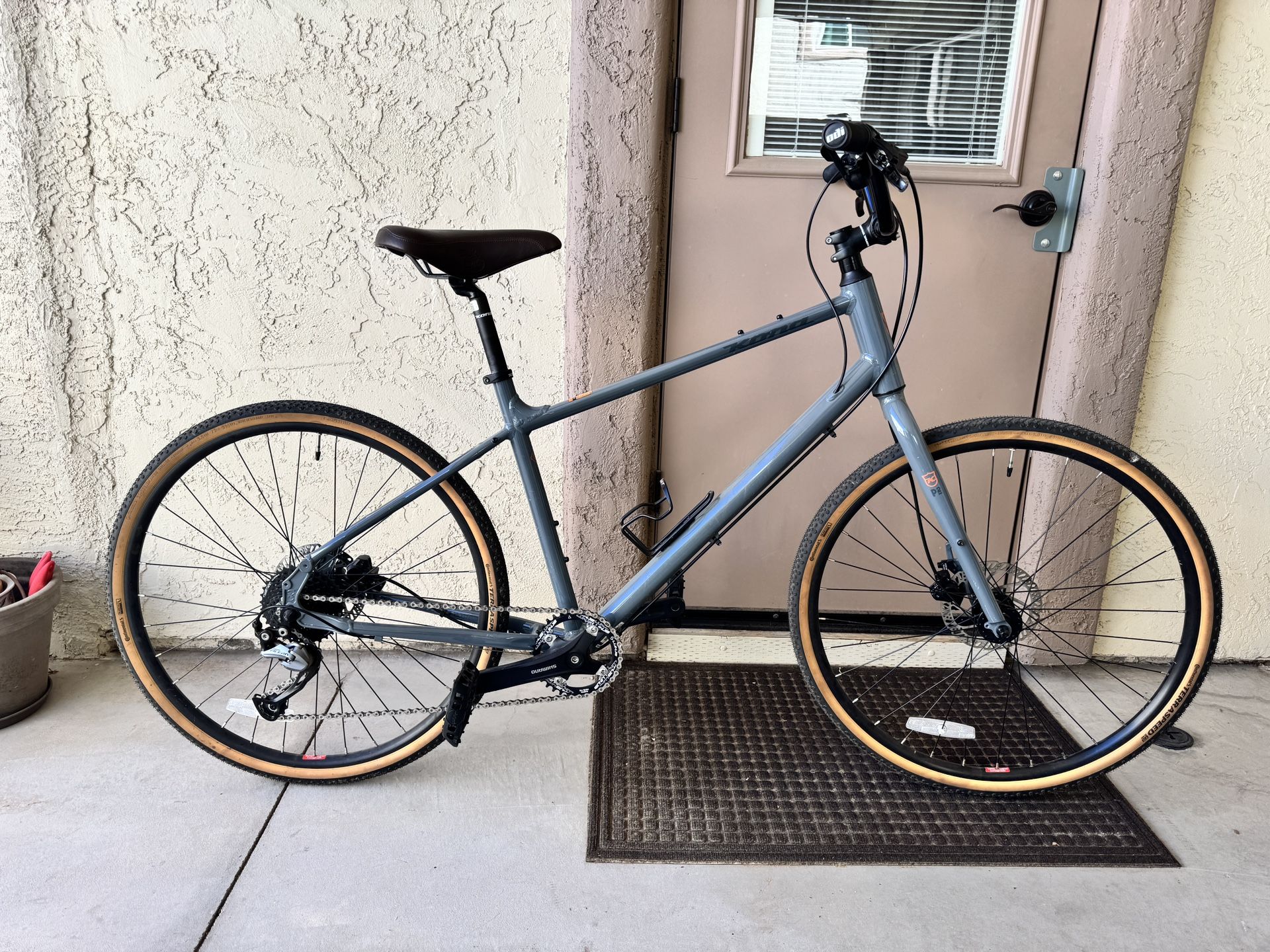 Kona Dew + Sporty Comfy Bicycle