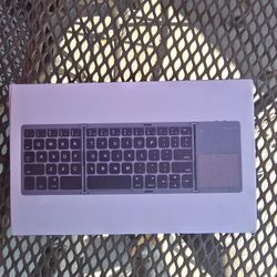 Jellycomb  Wireless Bluetooth Mini Keyboard with Touch Pad